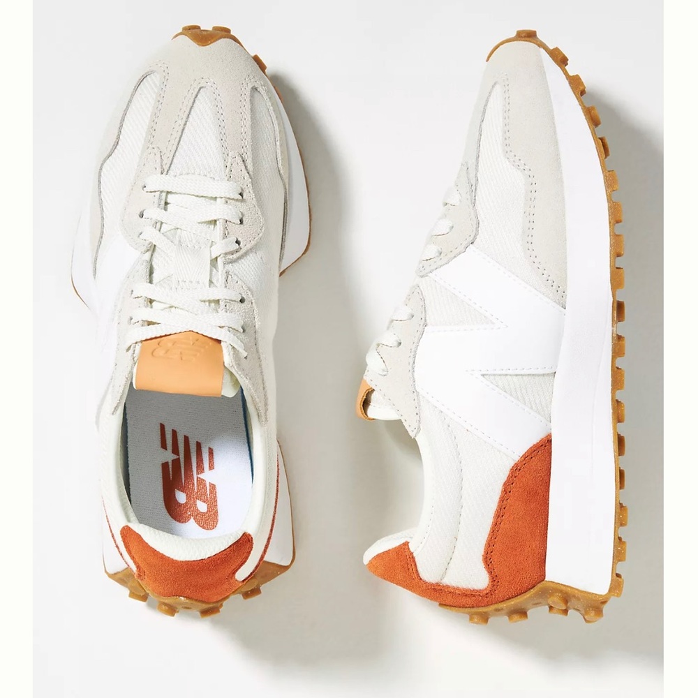 New Balance 327 rust color